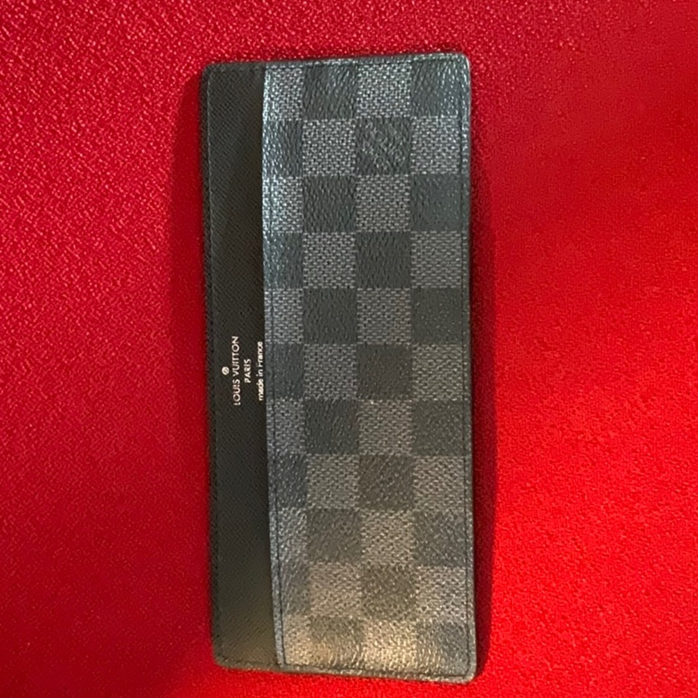 Louis Vuitton Graphite Pass Cardholder w/o case 🖤